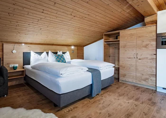 アパート Active *