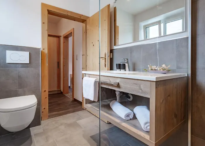 Active マリア・アルム・アム・シュタイナーネン・メアー