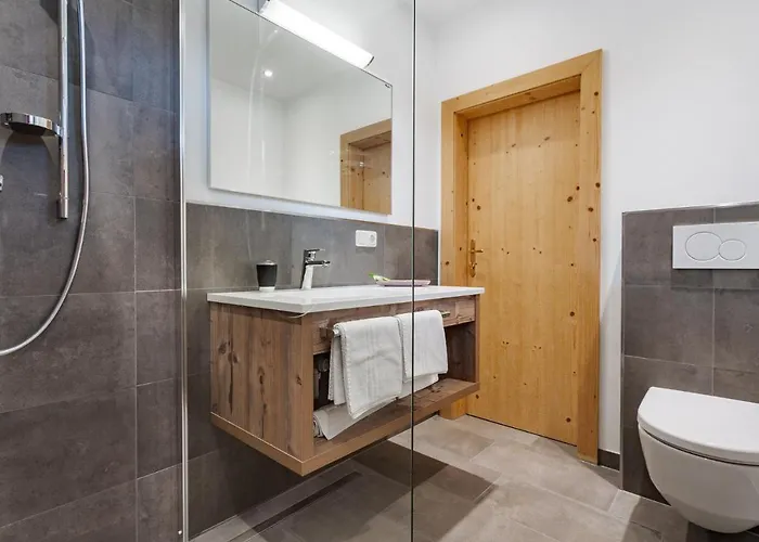 Active アパート マリア・アルム・アム・シュタイナーネン・メアー