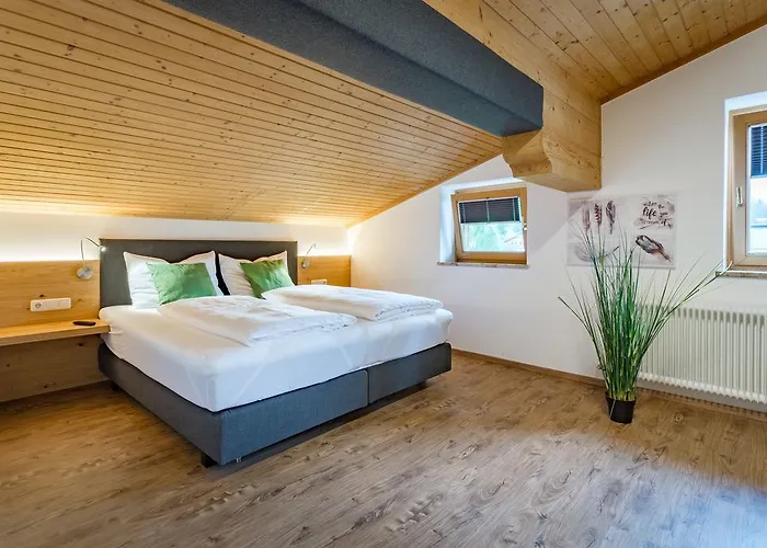 アパート Active マリア・アルム・アム・シュタイナーネン・メアー