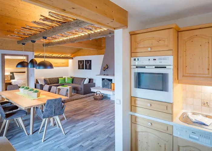 Active マリア・アルム・アム・シュタイナーネン・メアー